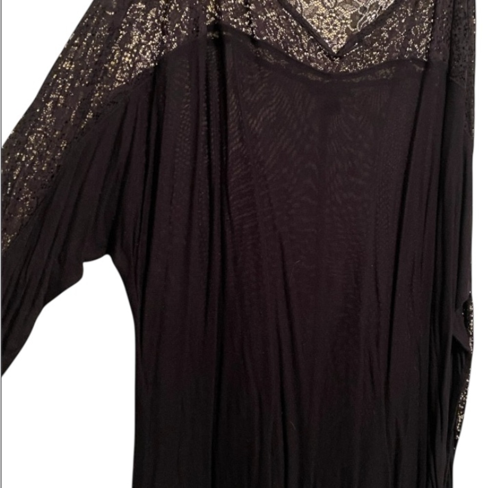 Elegant Black Lace Open Shoulder Top